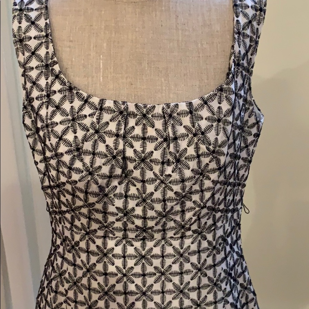 Dress - Picture 2 of 6